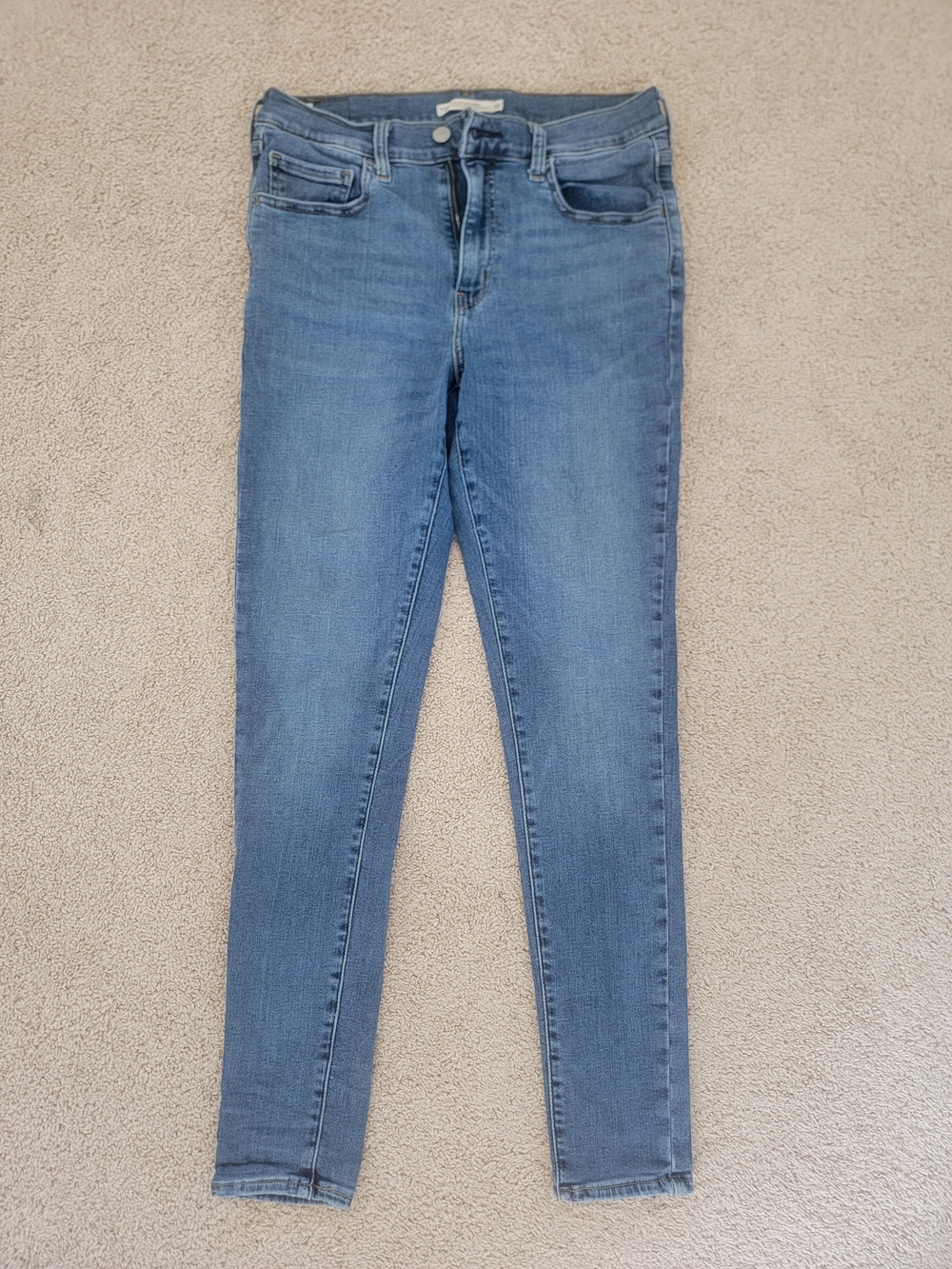 Levis High-Rise Skinny Jeans Size 30